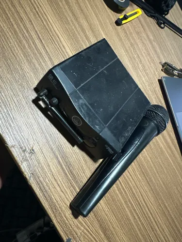 Microfone sem fio AKG mini Pro