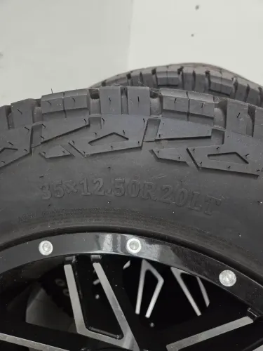 Pneu 35x12.50r20 Aro 20 Lt Roadcruza A/t Ra1100 121s