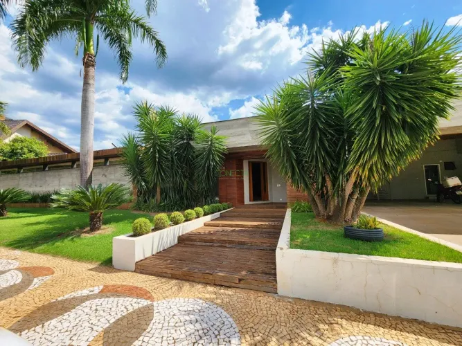 Casa Condomínio | Residencial Tucanos