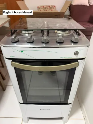Fogão 4 bocas Manual - 380,00 A vista ou 12x 37,05 no cartão de crédito