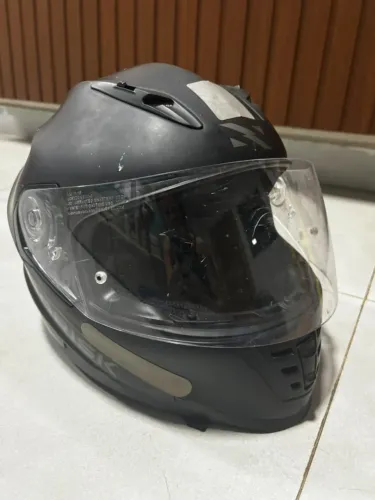 Capacete No Risk FF302 - tam 60- R$ 400,00.