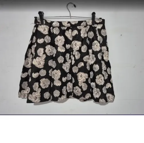 saia forever 21 preta com estampa sofisticada | estilo elegante e moderno