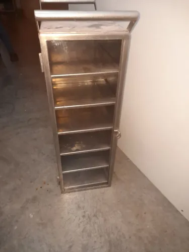 Armario 6 gavetas inox com porta.