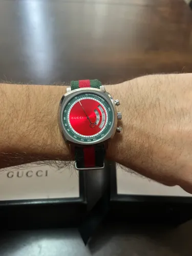 Relógio Gucci
