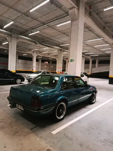 Chevrolet Monza GLS/ Hi-tech 2.0 EFI 2P E 4P 1995