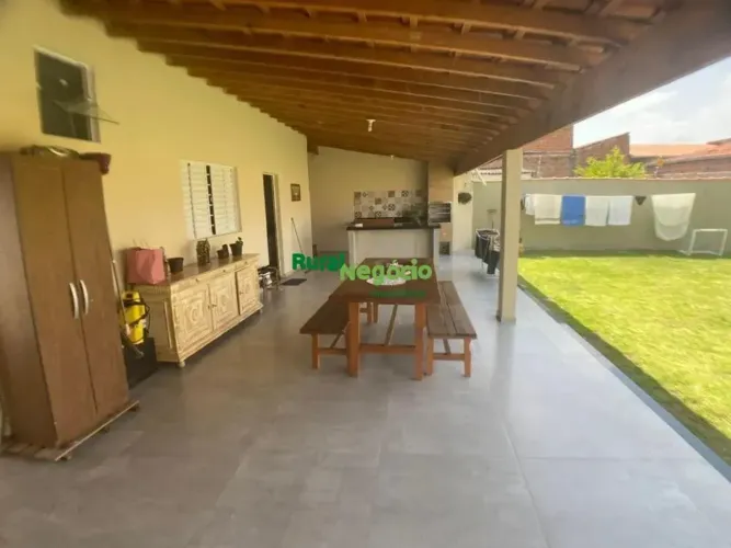 Linda casa com 3 dormitórios à venda Olaria, Lorena, SP.