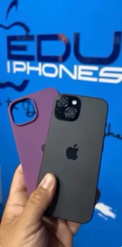 Iphone 15-128 gb + 4 capinhas de brinde. Bateria 91%