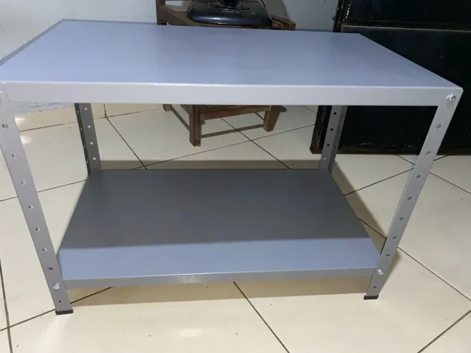 Estante de 40cm com duas prateleiras 