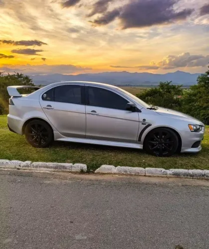 Mitsubishi Lancer 2.0 16V 160cv Aut. 2014
