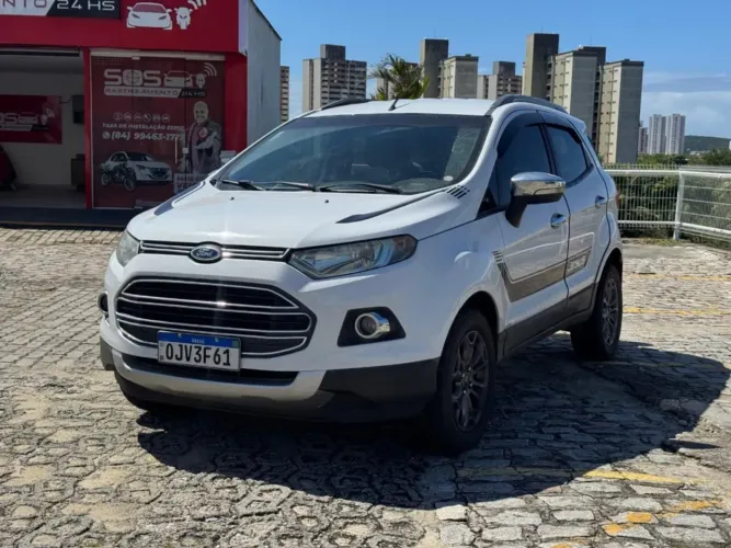Ford Ecosport Freestyle 1.6 16V Flex 5P 2013