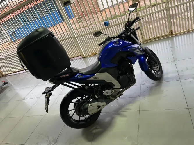 Fz 25 
