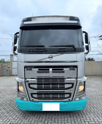 Volvo FH 460 GLOBETROTTER 6x2 2016