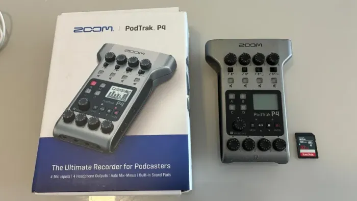  Gravador PodTrak P4 + Cartão de memória de 32GB