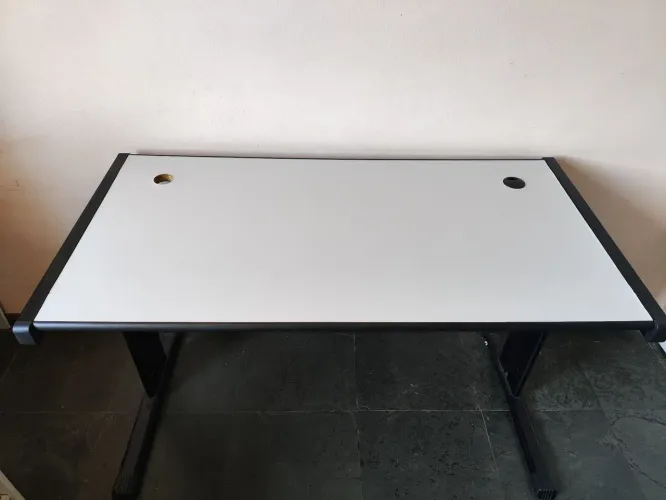 Mesa de escritório 