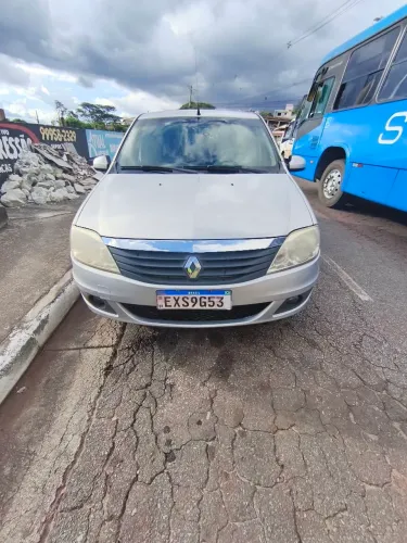 Renault Logan Expression Hi-flex 1.6 16V 4P AUT 2012