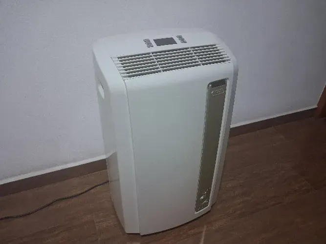 Ar Condicionado Portátil Pinguino/DeLonghi AN120
