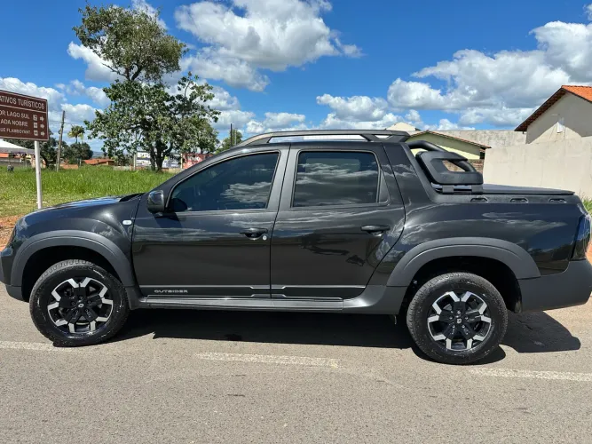 Renault Duster Oroch Outsider 1.3tce Flex Aut. 2025