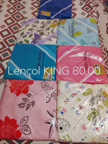 Lençóis de malha com elástico e fronhas KING