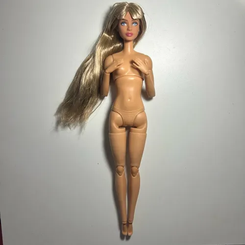 Barbie Mattel RBD Mia (corpo mtm)