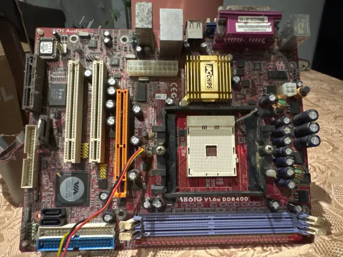 Kit Placa Mãe + Processador AMD Athlon + Memória DDR1 (Funcionando)