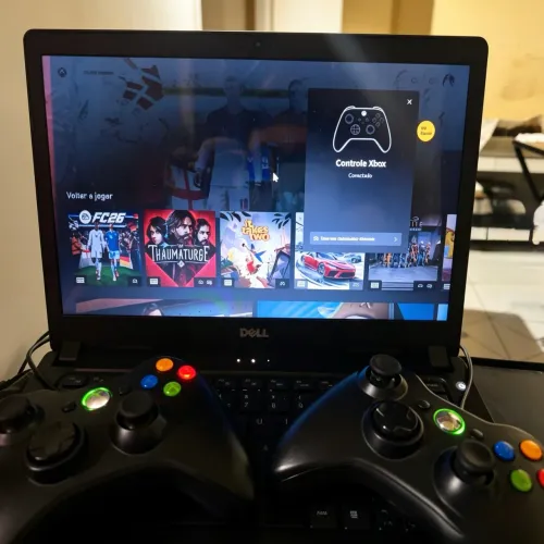 ? Par Controles Genéricos com Fio Xbox 360 + PC/Notebook/Xbox - R$150
