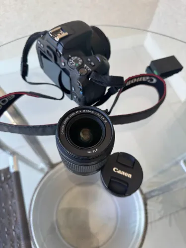 Cânon SL2, +2lentes + 2baterias
