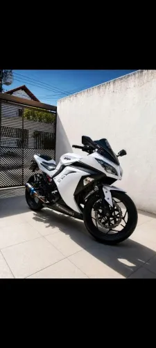 Kawasaki ninja 300