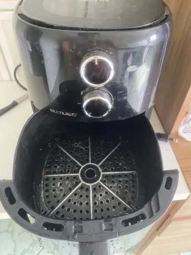 Vendo air fryer da Multilaser
