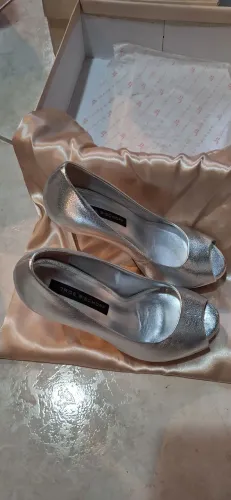 Sapato Peep Toe Prata N°s 34/35/36 Jorge Bischoff Novo