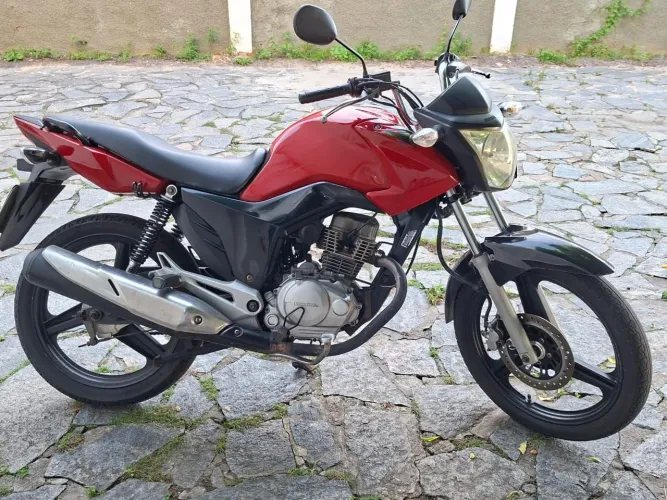 Honda fan 150 2014 em ótimo estado de conservação 