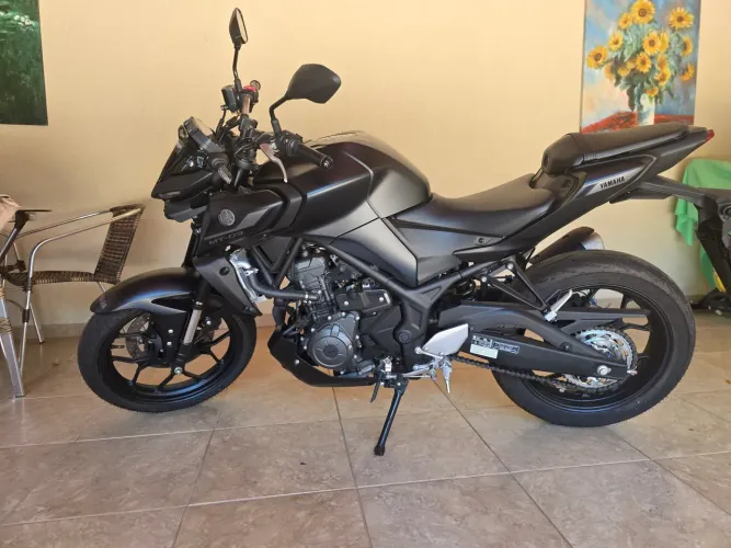 Yamaha MT-03 ABS Connected -Apenas 560 km rodados