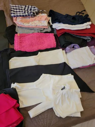 Lote de Roupas Femininas Seminovas