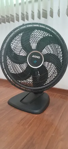 Ventilador de Mesa Arno Ultra Silence Force  60 cm 6 Pás 4 Velocidades<br>