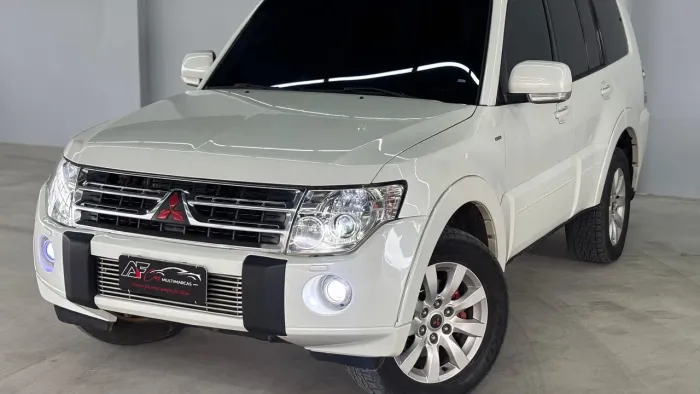 Mitsubishi Pajero HPE Full 3.2 4X4 T.i.dies. 5P AUT 2011