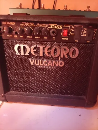 Cubo Meteoro Vulcano - Semi novo
