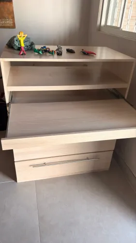 Vendo Cômoda planejada