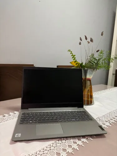 Vende se notebook ideapad3 Lenovo