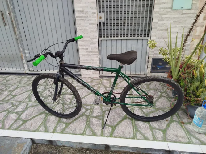 Bicicleta aro 26 aço carbono