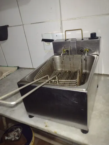 Fritadeira /Pra Vender! Prática e Econômica ?
