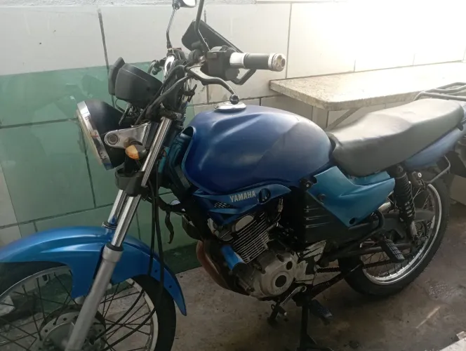 YBR 2005 125 Em dias