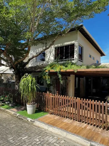 Vilas do Joanes - Casa em Condomínio 4/4 3 suítes Área Gourmet Buraquinho