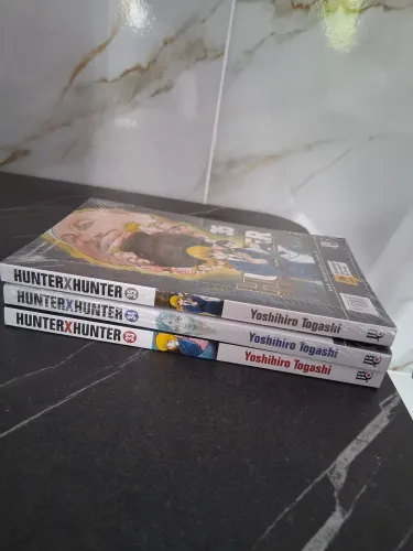 3 Volumes Mangá Hunter x Hunter