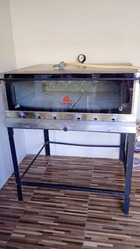 vendo forno industrial ideal para padarias, pizzarias e docerias.
