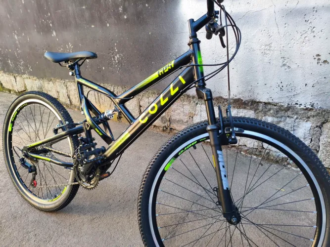 Bicicleta colli aro 26 nova