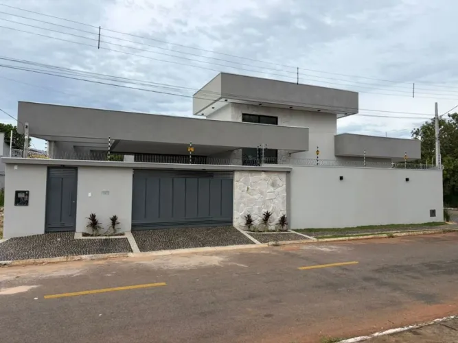 Casa com 3 dormitórios para venda no bairro Plano Diretor Sul