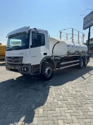 MB ATEGO 2426 - TANQUE PIPA 12.000 LTS