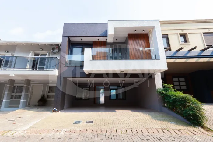 Casa em Condominio em Ecoville com 193 m² , 3 quarto(s) , 3 suíte(s) , 4 vaga(s).