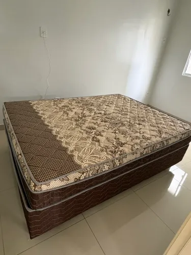 Vendo cama nova de casal