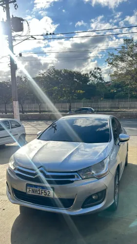 Citroen C4 Lounge Exclusive 1.6 Turbo 4P Aut. 2014