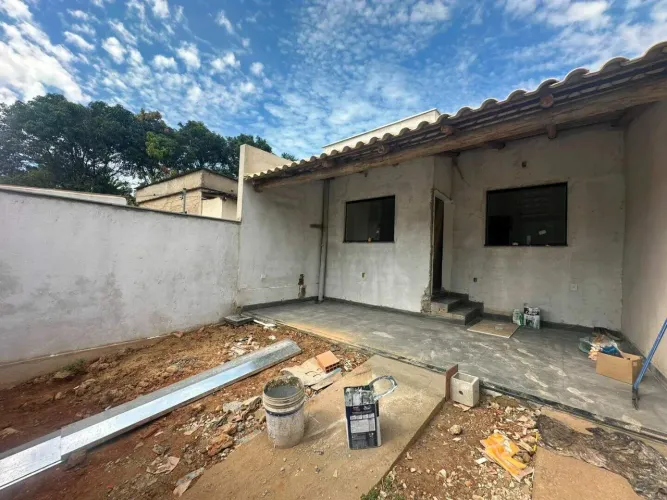 Casa à venda, 2 quartos, 1 vaga, Sao Joaquim De Bicas - São Joaquim de Bicas/MG